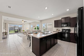 5646 Kellar Cir, Jacksonville, FL 32218