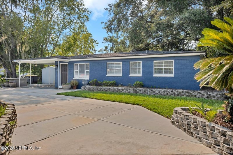 5663 Minocqua St, Jacksonville, FL 32210