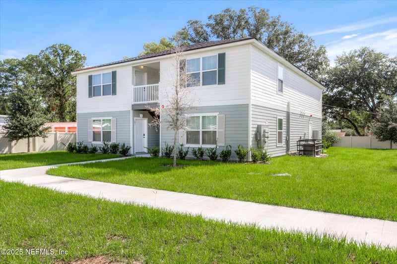 5677 George Ct, Jacksonville, FL 32277