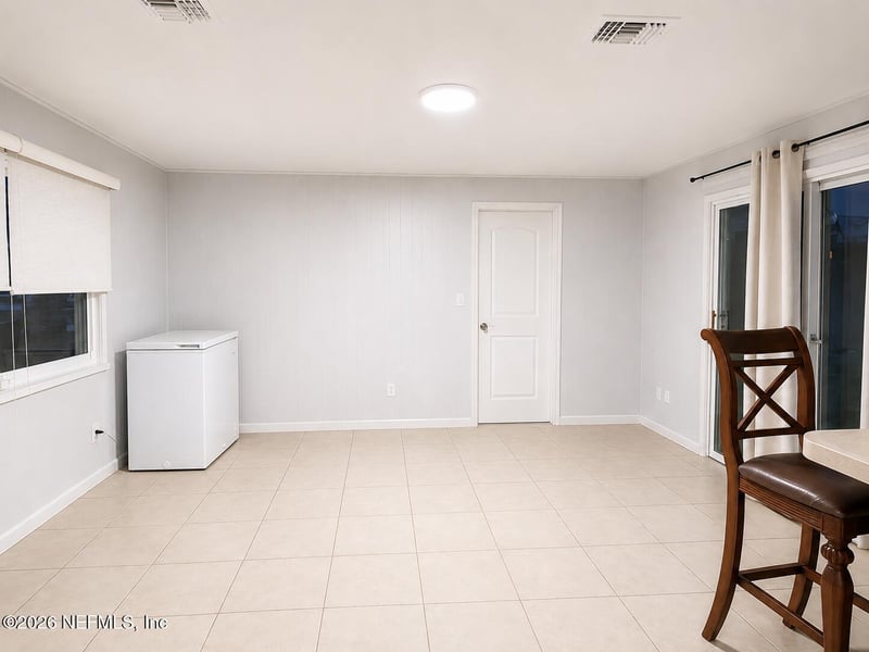 569 Coppitt Dr E, Orange Park, FL 32073