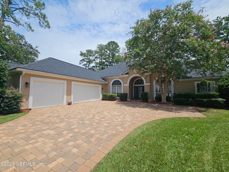 569 Golden Links Dr, Orange Park, FL 32073