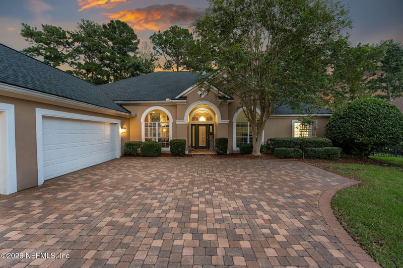 569 Golden Links Dr, Orange Park, FL 32073