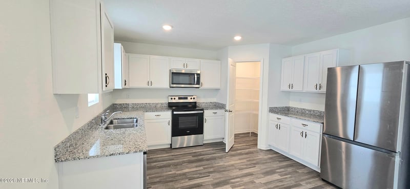 570 Independence Dr, Macclenny, FL 32063