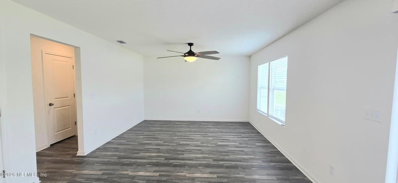 570 Independence Dr, Macclenny, FL 32063
