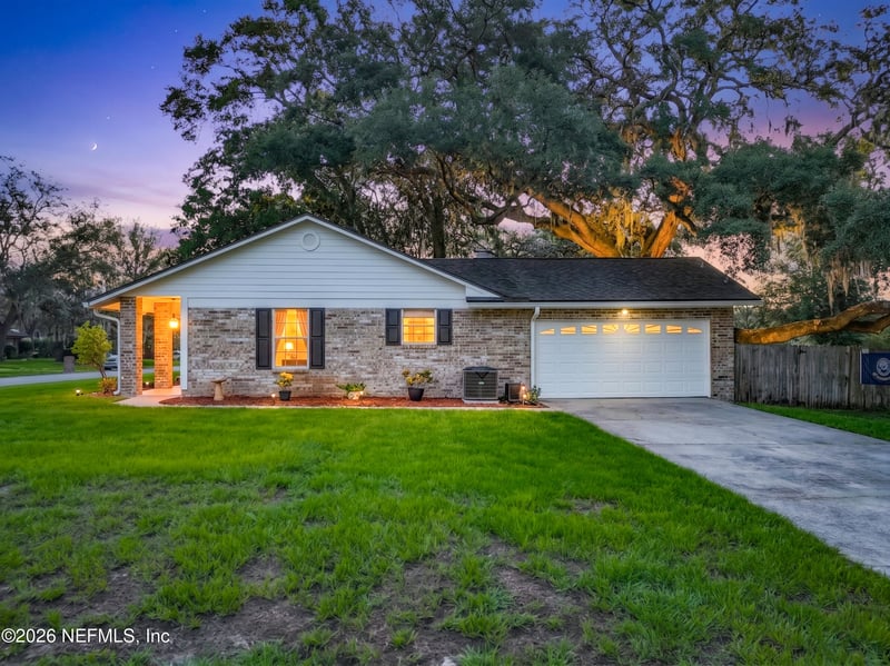 570 Saratoga St, Orange Park, FL 32073