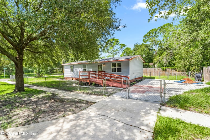 5704 Xavier Rd, Jacksonville, FL 32209