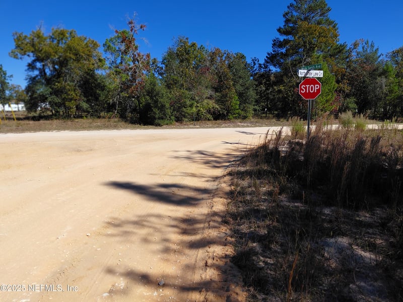 5706 N Crater Lake Cir, Keystone Heights, FL 32656