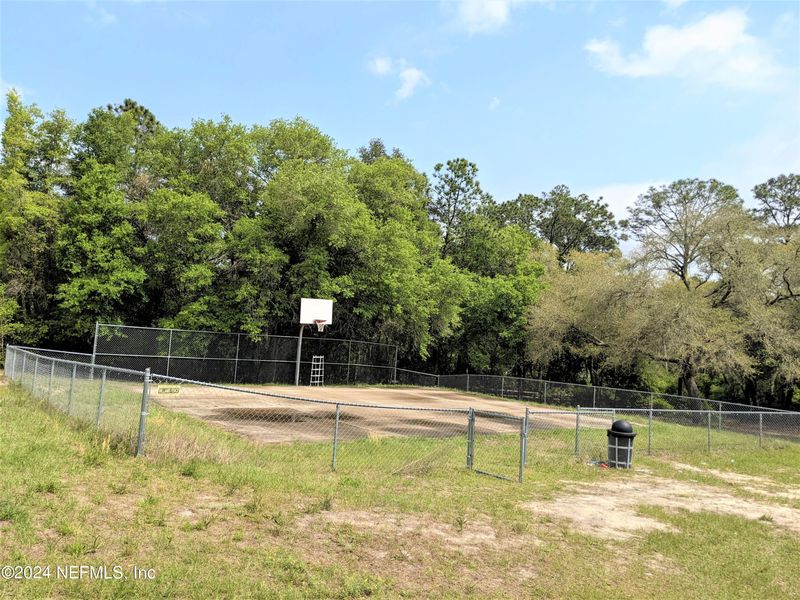 5710 Acadia St, Keystone Heights, FL 32656