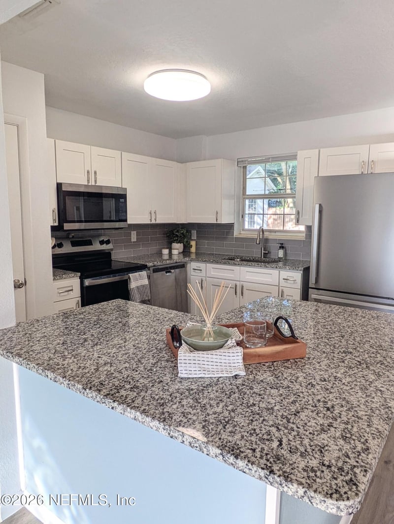 5725 Hillman Dr, Jacksonville, FL 32244
