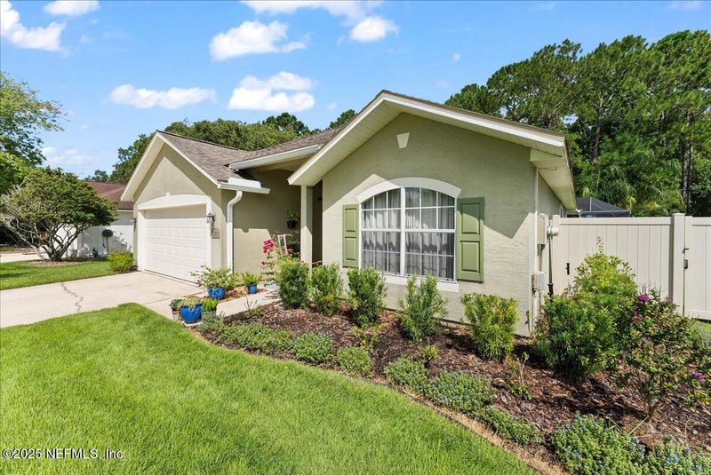 573 Prosperity Lake Dr, St Augustine, FL 32092