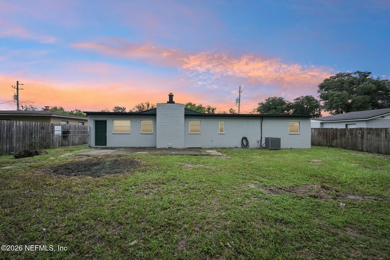 5732 Cedar Forest Dr S, Jacksonville, FL 32210