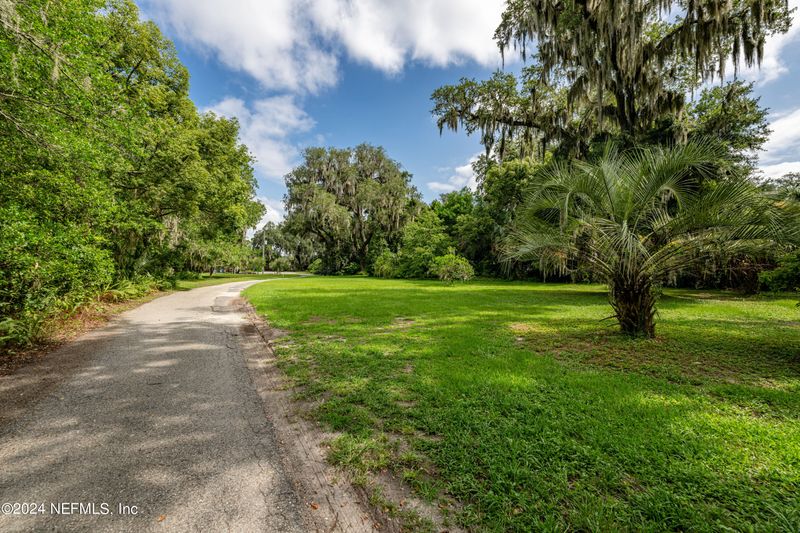 5741 Atlantic Blvd, Jacksonville, FL 32207