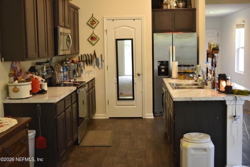 5756 Calvary Dr, Jacksonville, FL 32244