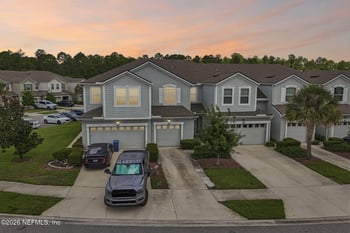 576 Richmond Dr, St Johns, FL 32259