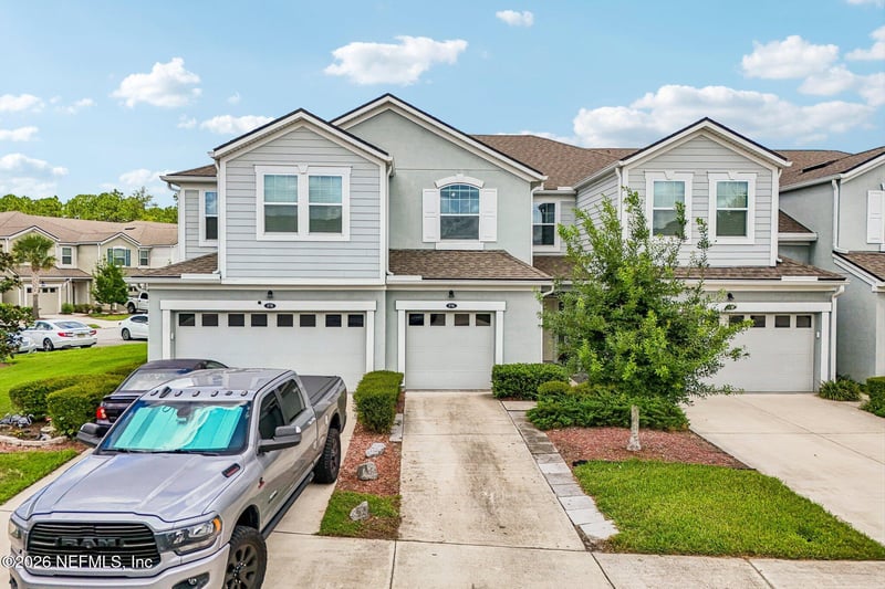 576 Richmond Dr, St Johns, FL 32259