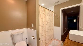 5776 Middleton Ct, Jacksonville, FL 32234