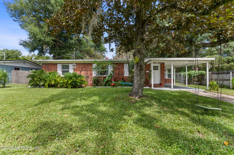 5779 Lake Lucina Dr N, Jacksonville, FL 32211