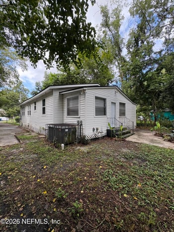5779 SW Carver Cir SW, Jacksonville, FL 32208