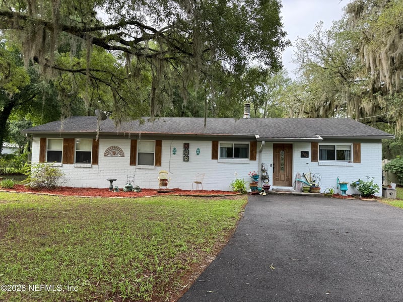 580 Arthur Moore Dr, Green Cove Springs, FL 32043