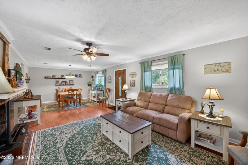 580 Arthur Moore Dr, Green Cove Springs, FL 32043