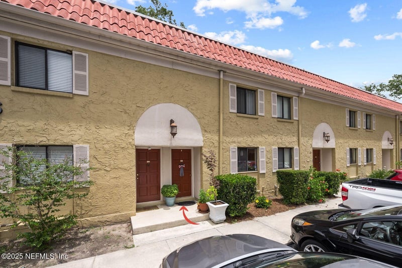 5811 Atlantic Blvd #25, Jacksonville, FL 32207