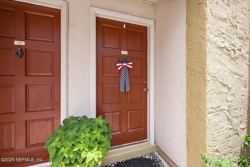 5811 Atlantic Blvd #25, Jacksonville, FL 32207