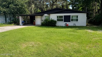 5812 Blackthorn Rd, Jacksonville, FL 32244
