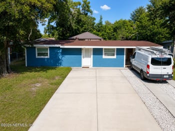 5813 Ridgeway Rd E, Jacksonville, FL 32244