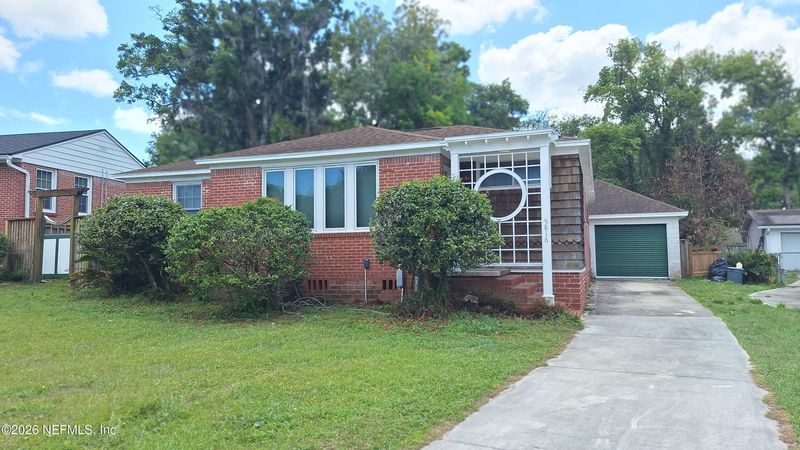 5816 Bartram Cir S, Jacksonville, FL 32207