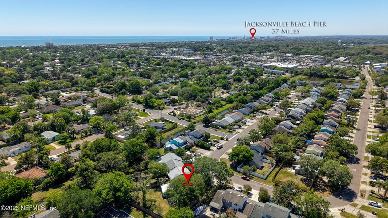 582 Aquatic Dr, Atlantic Beach, FL 32233