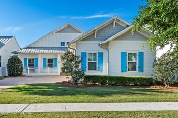 582 Coastal Oak Ln, Atlantic Beach, FL 32233