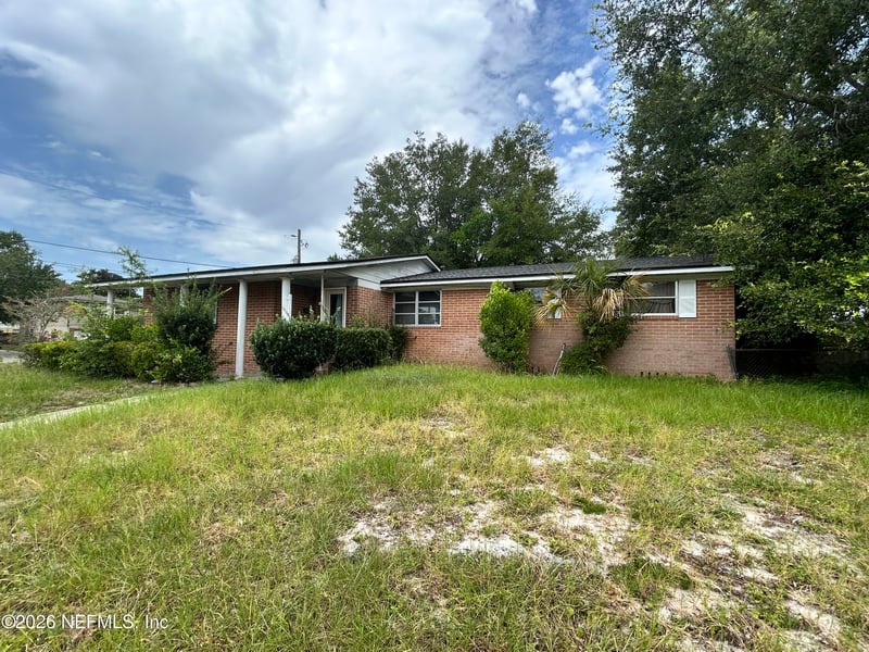 5820 Porsche Rd, Jacksonville, FL 32244