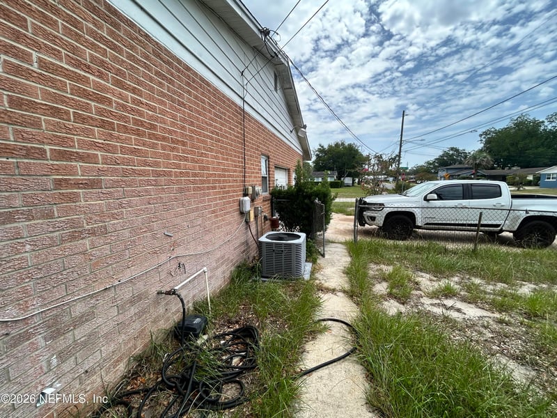 5820 Porsche Rd, Jacksonville, FL 32244