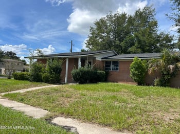 5820 Porsche Rd, Jacksonville, FL 32244