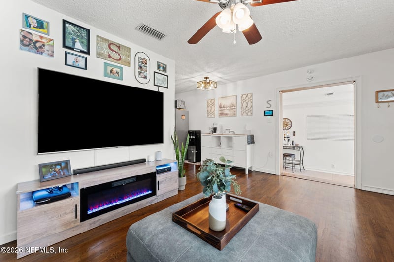 5825 Ovella Rd, Jacksonville, FL 32244