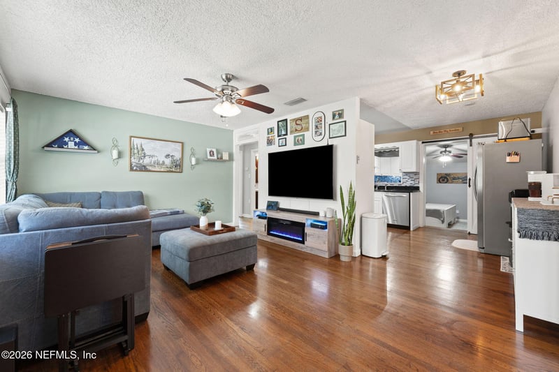5825 Ovella Rd, Jacksonville, FL 32244