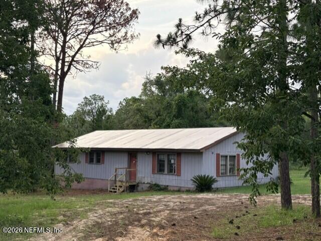 5830 Lady Bug Ln, Melrose, FL 32666