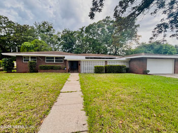 5832 Lusaid Dr, Jacksonville, FL 32209