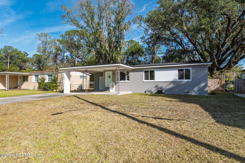 5833 Norde Dr E, Jacksonville, FL 32244