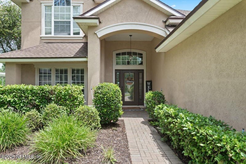 584 Chestwood Chase Dr, Orange Park, FL 32065