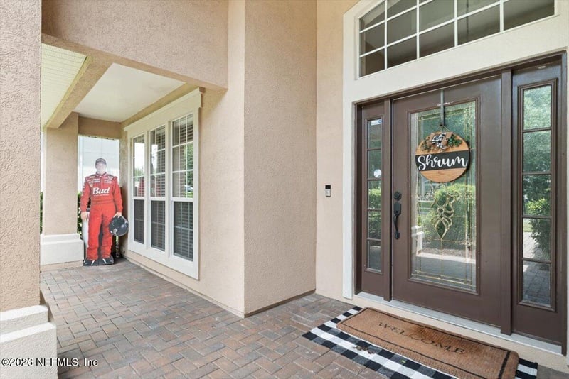 584 Chestwood Chase Dr, Orange Park, FL 32065