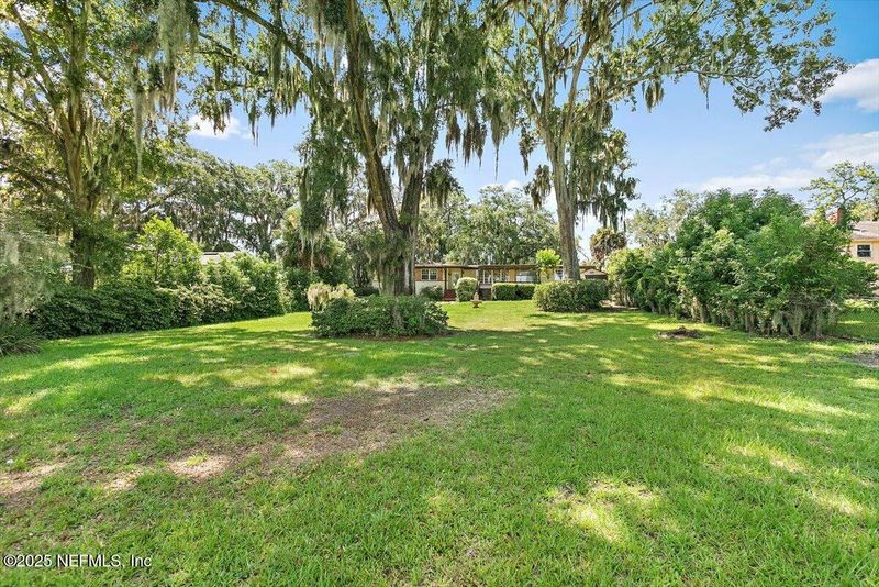 5855 Dickson Rd, Jacksonville, FL 32211