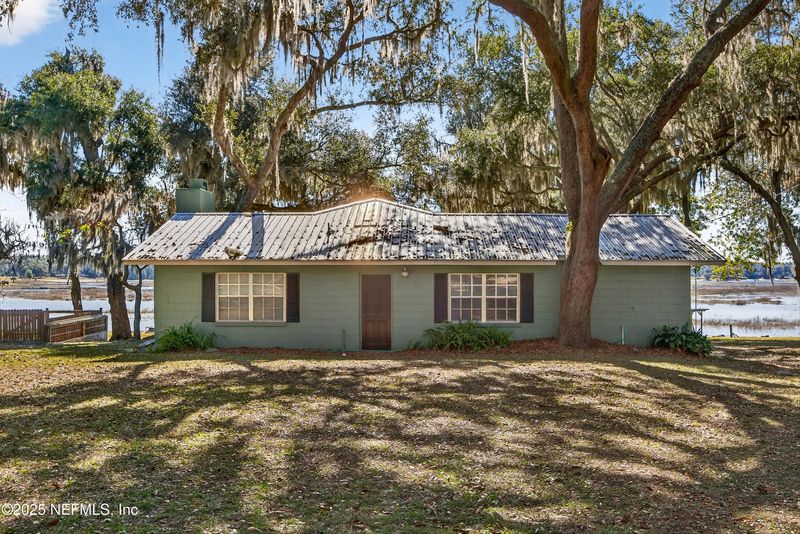 5857 White Sands Rd, Keystone Heights, FL 32656