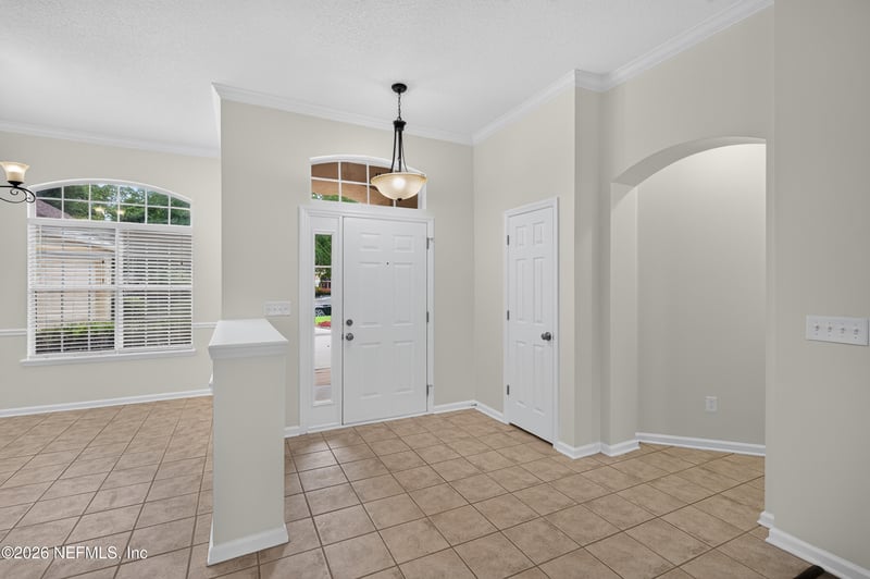 587 Oakmont Dr, Orange Park, FL 32073