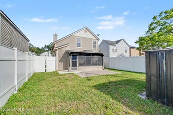 587 Staffordshire Dr E, Jacksonville, FL 32225