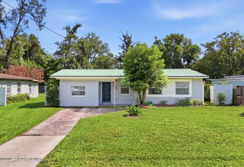 5886 Oaklane Dr, Jacksonville, FL 32244
