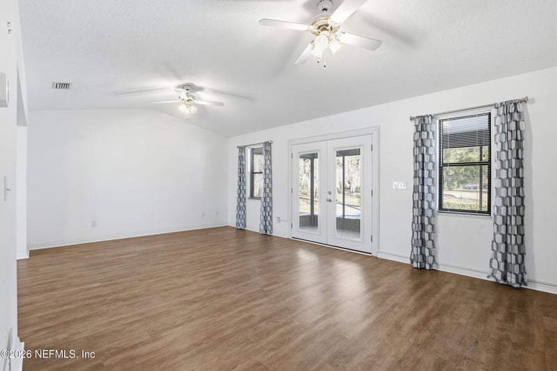 589 SE 71st St, Starke, FL 32091