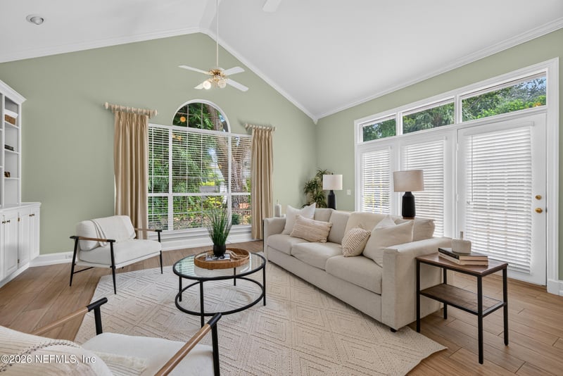 591 Thornwood Ln, Orange Park, FL 32073