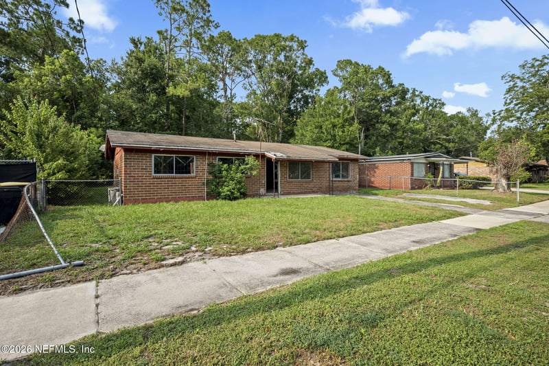 5911 John F Kennedy Dr N, Jacksonville, FL 32219