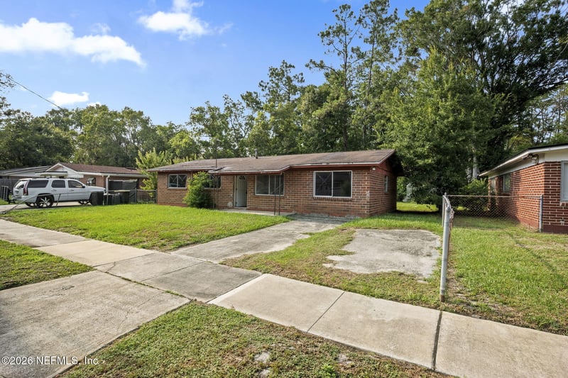 5911 John F Kennedy Dr N, Jacksonville, FL 32219